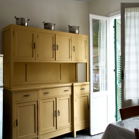 Rollando Πανσιόν 3*