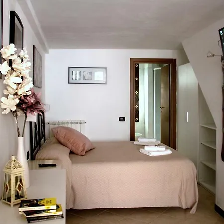 Rollando Guest house