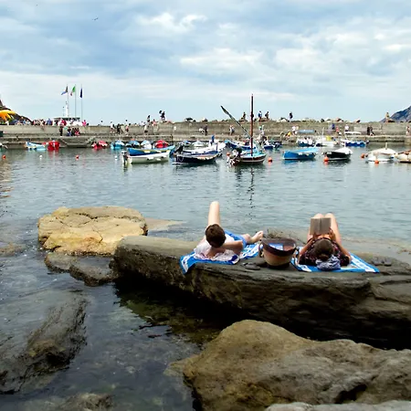 Rollando Vendégház Vernazza