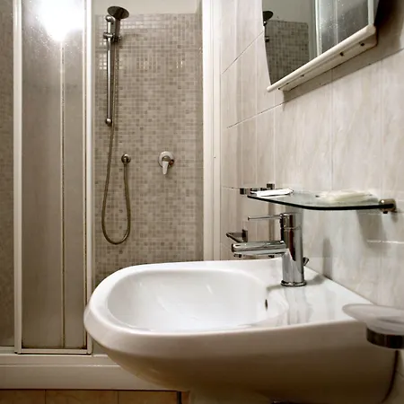 Guest house Rollando 3*
